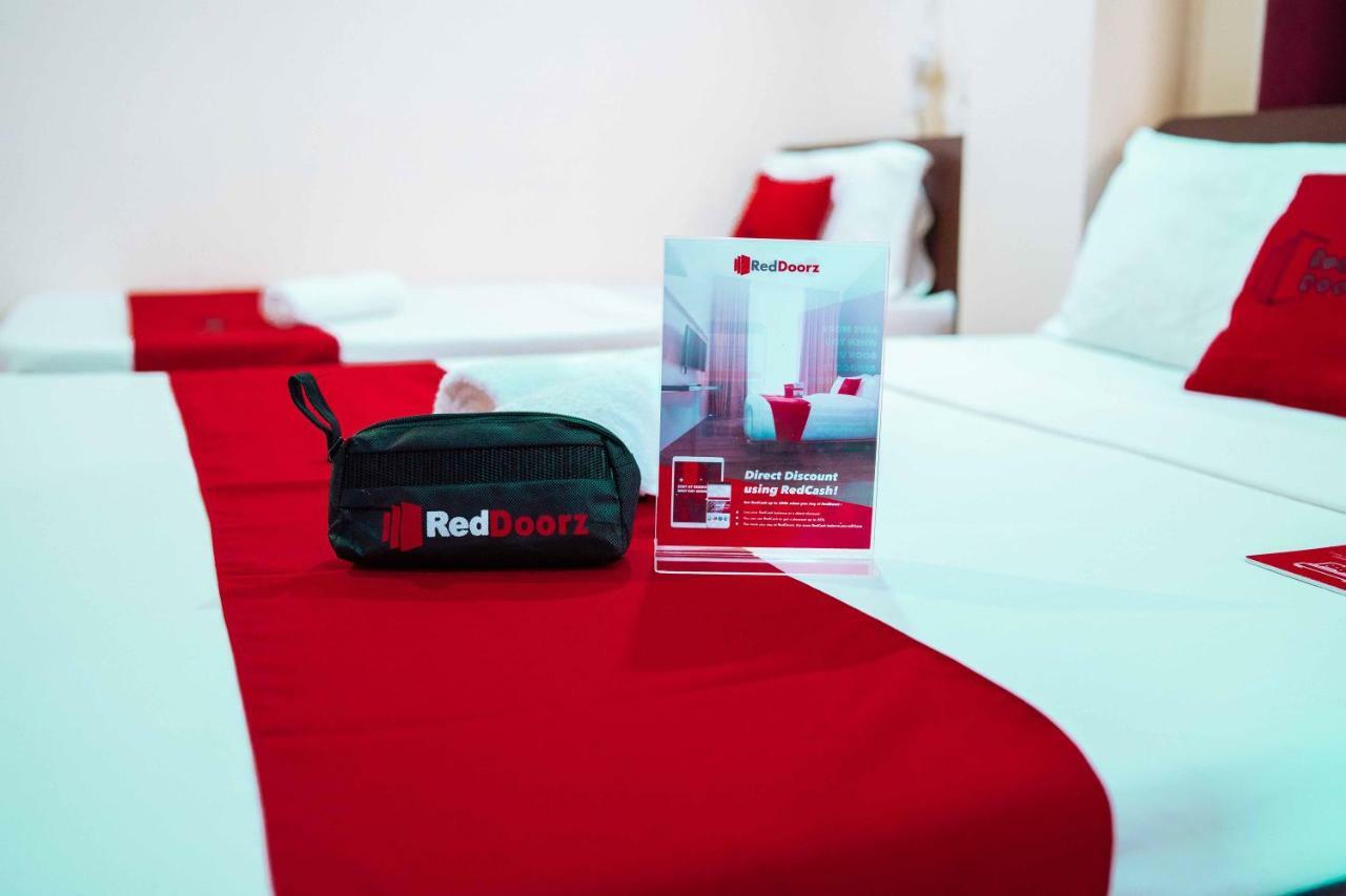 Reddoorz Near Davao International Airport Hotel Buitenkant foto
